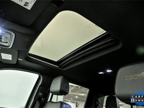 Used 2024 Chevrolet Silverado 1500 High Country w/ High Country Premium Package image 13