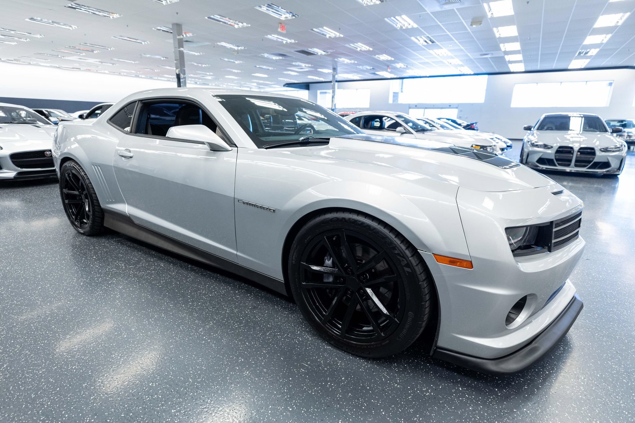 Used 2011 Chevrolet Camaro SS w/ LPO, Ground Effects Package RWD image 4