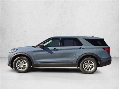 New 2026 Ford Explorer Active image 8