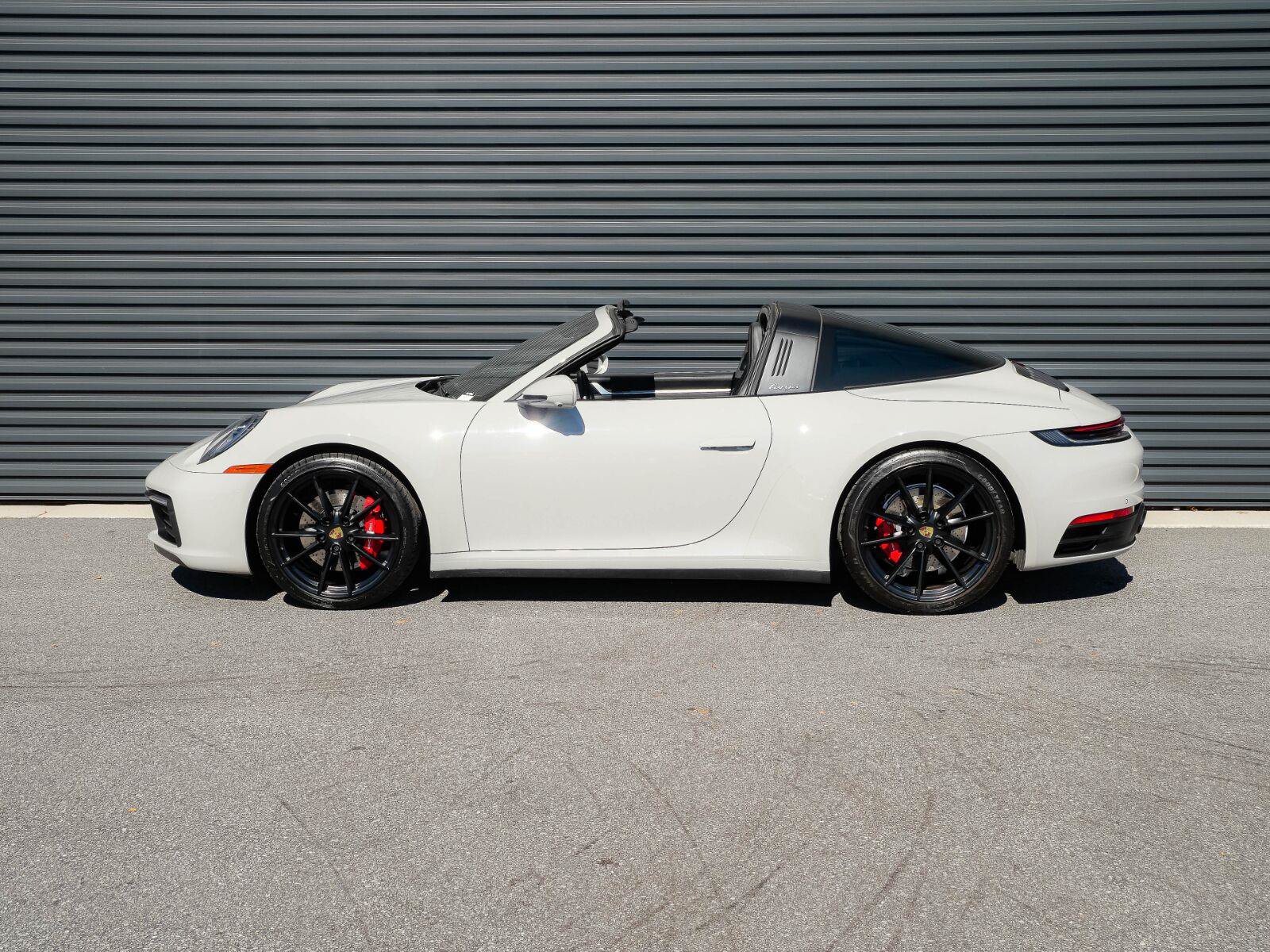 Certified 2021 Porsche 911 AWD/4WD image 2