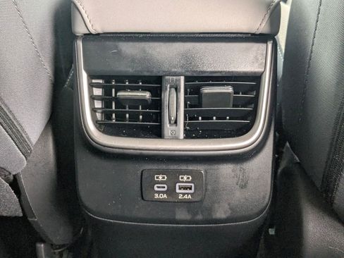 Used 2024 Subaru Outback Premium AWD/4WD image 22