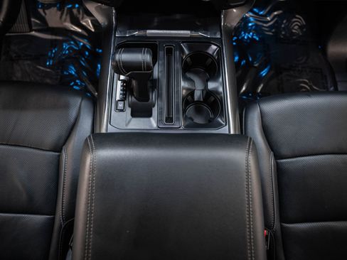 Certified 2023 Ford F150 Lariat w/ Equipment Group 502A High image 33