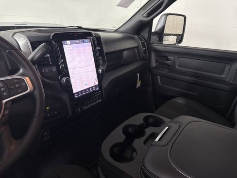 New 2026 RAM 2500 Tradesman AWD/4WD image 27