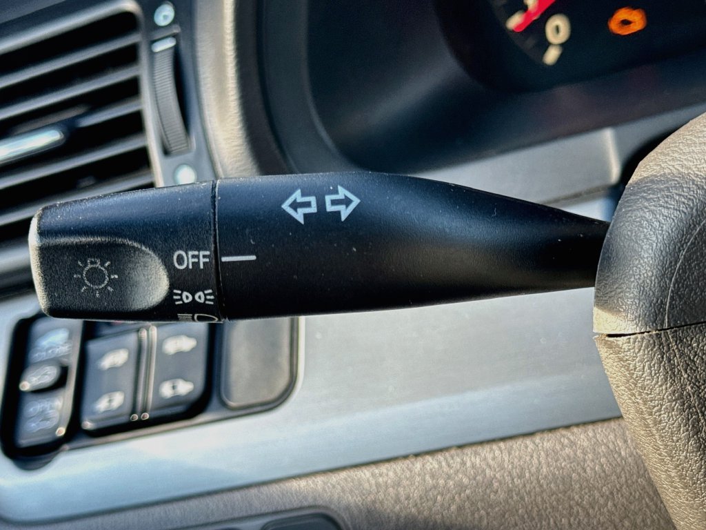 Used 2010 Honda Odyssey EX-L image 12