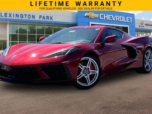 Used 2021 Chevrolet Corvette Stingray Premium Cpe w/ Z51 Performance Package RWD image 12