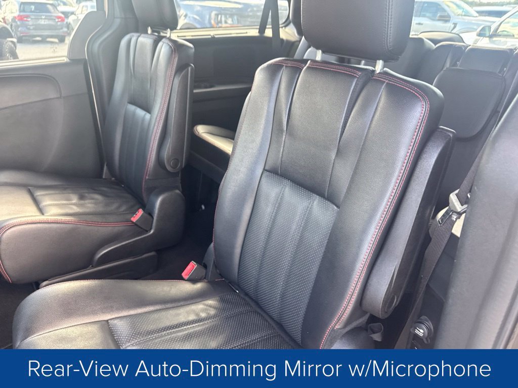 Used 2015 Dodge Grand Caravan R/T w/ Driver Convenience Group FWD image 15