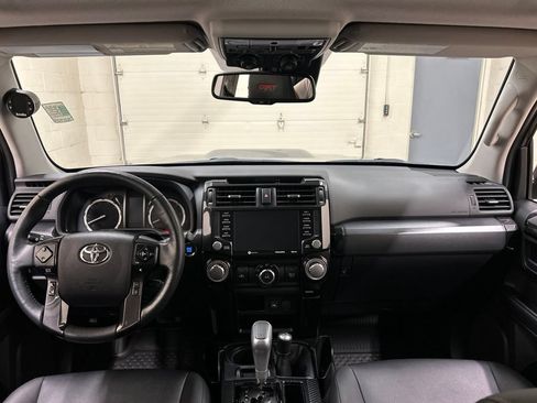 Used 2024 Toyota 4Runner TRD Off-Road Premium w/ Off Road Premium Plus Package AWD/4WD image 18