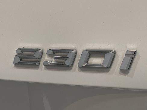 Used 2025 BMW 230i xDrive Coupe w/ Premium Package image 33