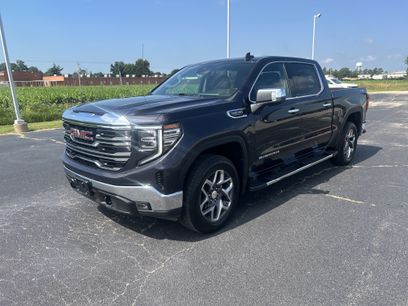 Used 2022 GMC Sierra 1500 SLT w/ SLT Convenience Package