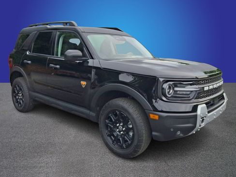 Used 2025 Ford Bronco Sport Badlands AWD/4WD image 3