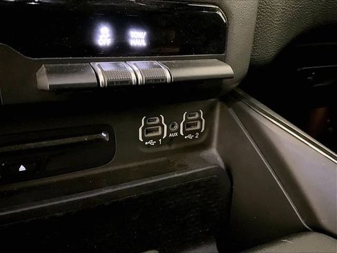 Used 2019 RAM 1500 Sport AWD/4WD image 31