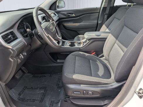 Certified 2023 GMC Acadia SLE w/ Driver Convenience Package AWD/4WD image 19