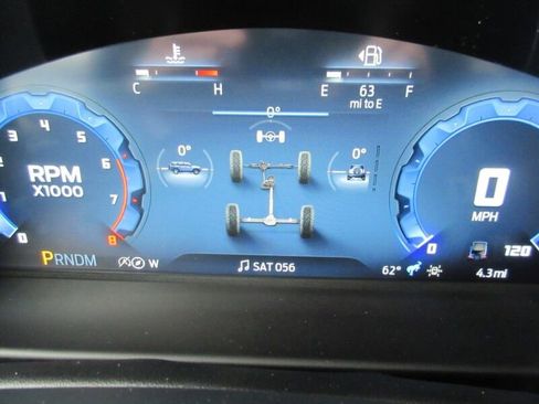 New 2025 Ford Bronco Badlands image 16