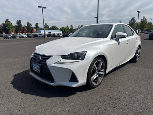 Used 2018 Lexus IS 300 AWD w/ Comfort Package image 3