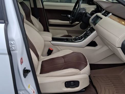 Used 2018 Land Rover Range Rover Evoque Autobiography image 13