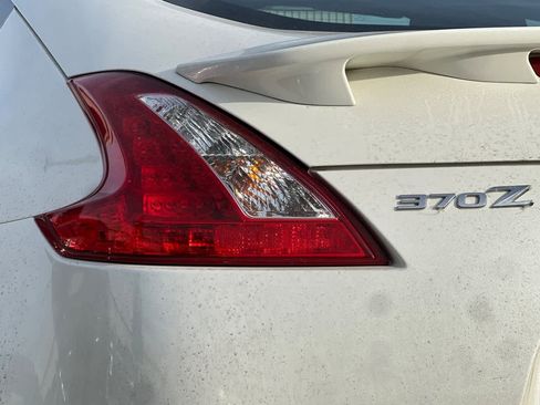 Used 2013 Nissan 370Z Touring w/ Sport Pkg image 14