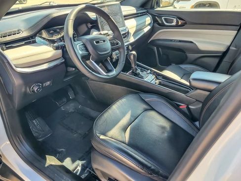 Certified 2023 Jeep Compass Limited AWD/4WD image 11