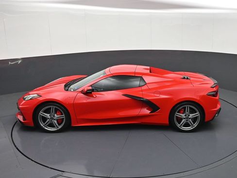 Used 2026 Chevrolet Corvette Stingray Preferred Conv w/ 2LT RWD image 19