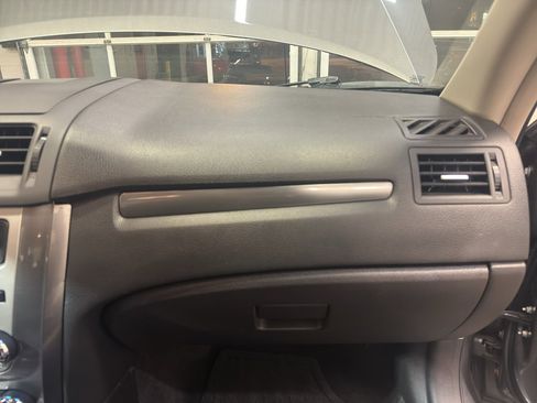 Used 2011 Ford Fusion SEL w/ 302A Rapid Spec Order Code image 22