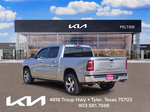Used 2023 RAM 1500 Laramie AWD/4WD image 4