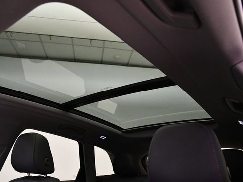 Used 2025 Audi Q5 Premium w/ Convenience Package image 17