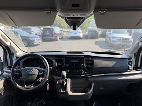 Used 2024 Ford Transit 250 148 High Roof RWD image 31