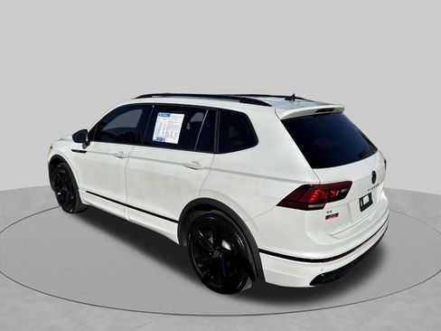 Certified 2023 Volkswagen Tiguan SE R-Line FWD image 6