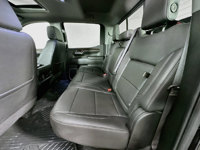 Used 2024 Chevrolet Silverado 1500 RST AWD/4WD image 25