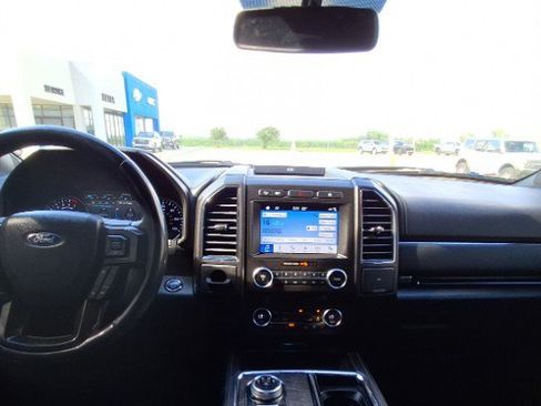 Used 2019 Ford Expedition Limited w/ Cargo Package AWD/4WD image 17