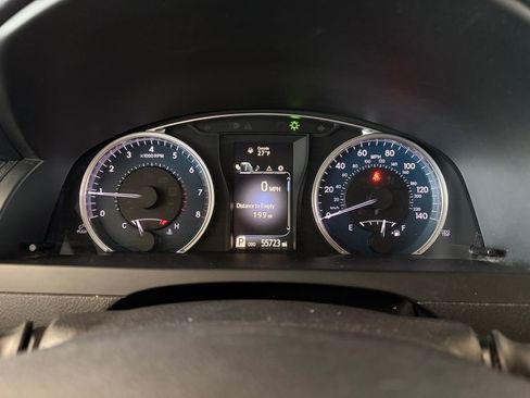 Used 2017 Toyota Camry XLE image 14