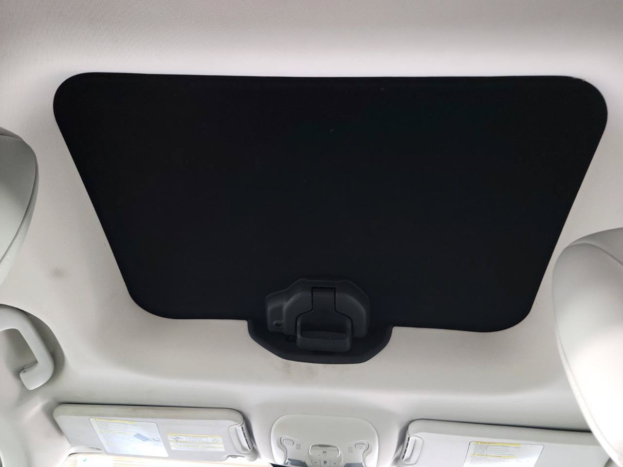 Used 2016 Jeep Renegade Limited AWD/4WD image 24