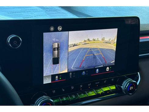 Used 2023 GMC Canyon AT4 w/ AT4 Premium Package image 21