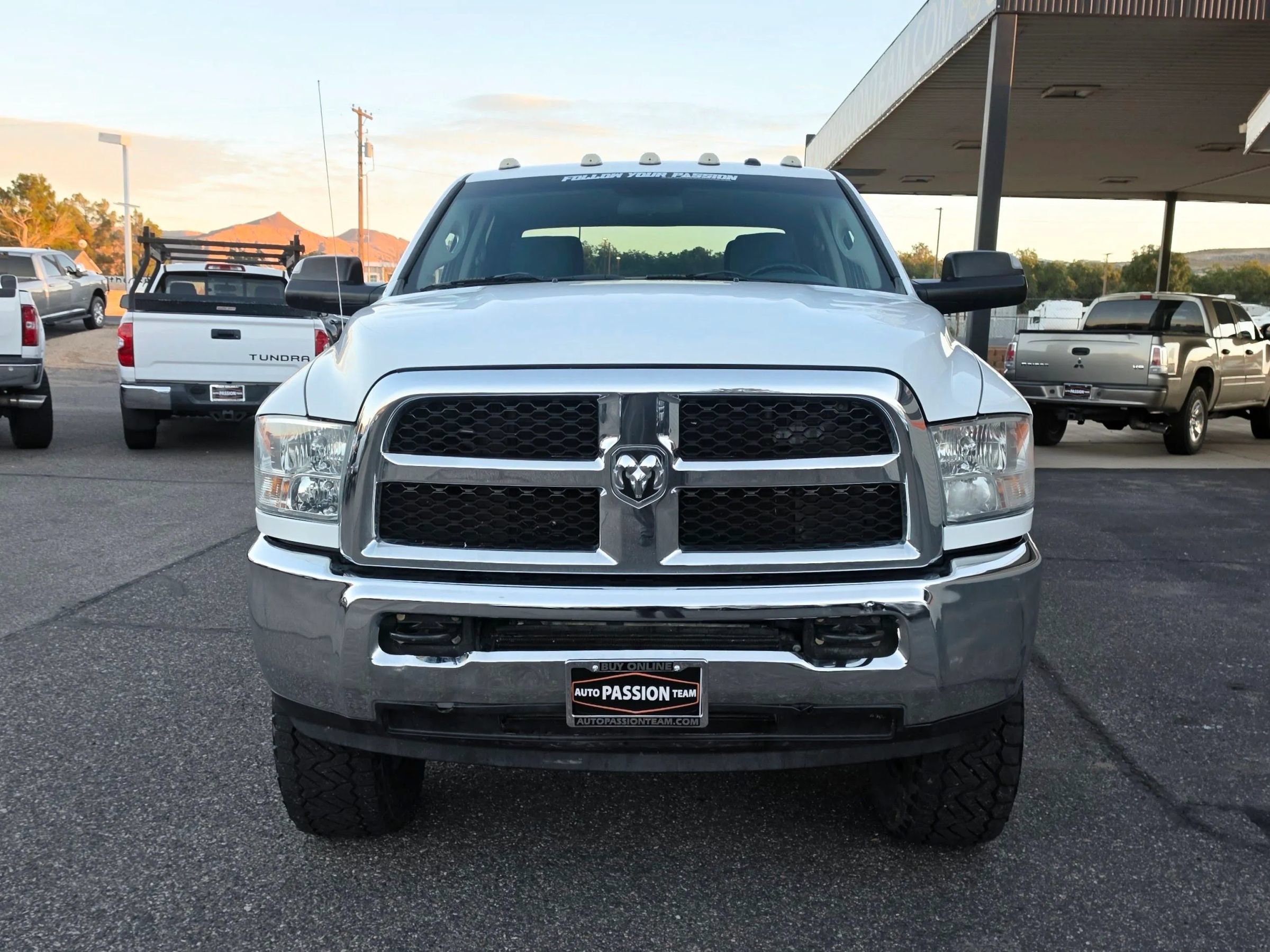 Used 2016 RAM 3500 Tradesman w/ Chrome Appearance Group AWD/4WD image 8
