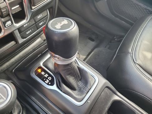 Used 2021 Jeep Wrangler Unlimited Sahara image 18