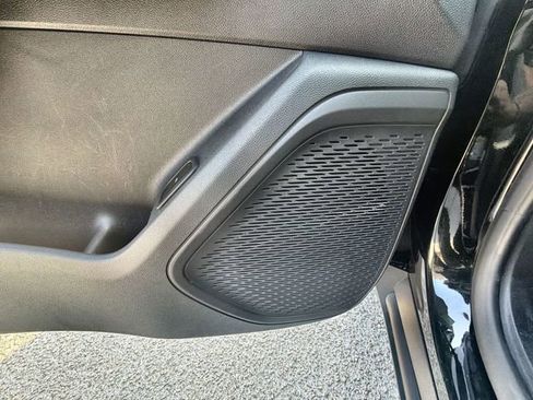 Used 2026 Chevrolet Traverse LT w/ Sun and Wheel Package image 23