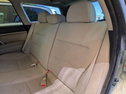 Used 2009 Subaru Outback 2.5i Special Edition AWD/4WD image 10
