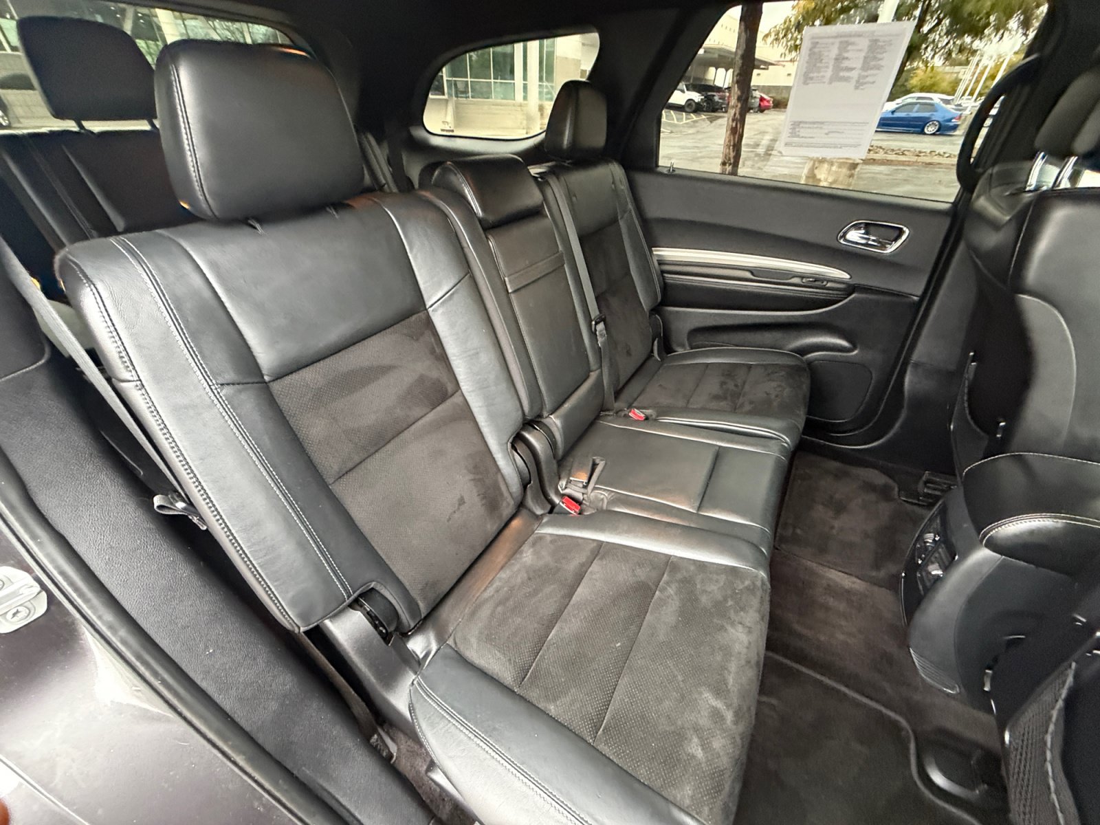 Used 2016 Dodge Durango SXT w/ Blacktop Package AWD/4WD image 10