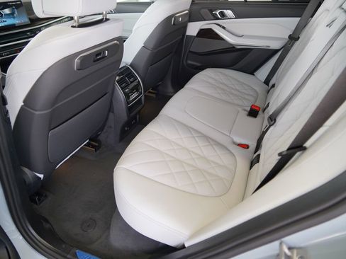 New 2026 BMW X5 sDrive40i w/ M Sport Package RWD image 18