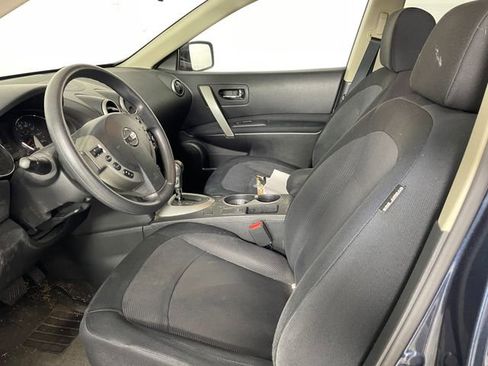 Used 2012 Nissan Rogue S w/ Special Edition Pkg FWD image 2