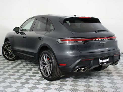 Certified 2025 Porsche Macan S image 3