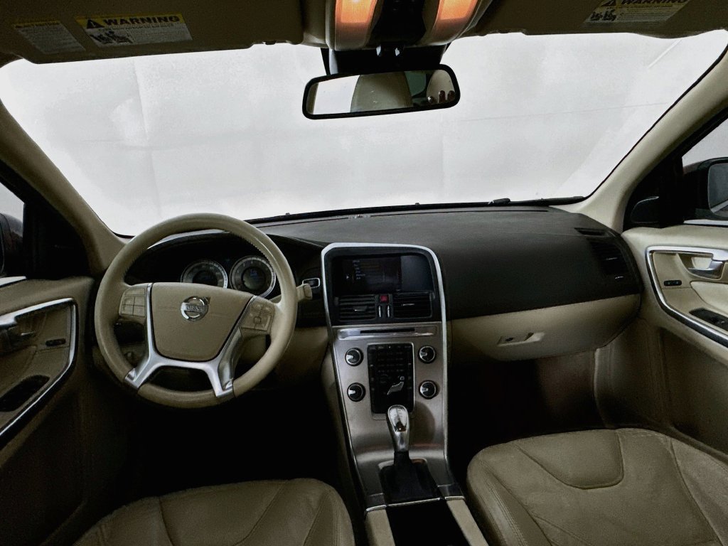 Used 2013 Volvo XC60 3.2 FWD image 24