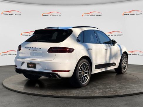 Used 2017 Porsche Macan GTS AWD/4WD image 9