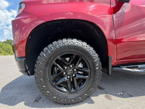 Used 2020 Chevrolet Silverado 1500 Custom Trail Boss w/ Custom Convenience Package AWD/4WD image 8