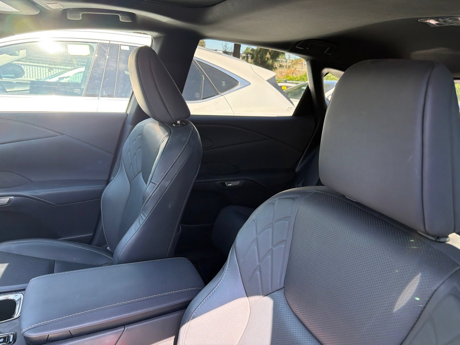 Used 2023 Lexus RX 350h w/ Cold Area Package AWD/4WD image 7