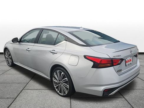 Used 2023 Nissan Altima 2.5 SL FWD image 37