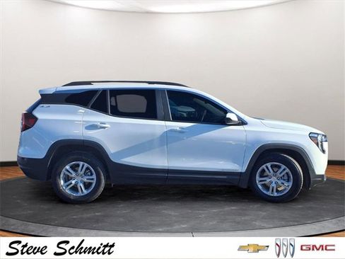 Certified 2022 GMC Terrain SLE w/ Driver Convenience Package image 22