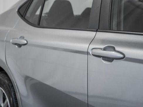 Used 2025 Toyota Camry LE image 14