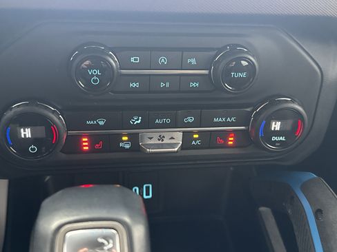 Used 2023 Ford Bronco Outer Banks image 29