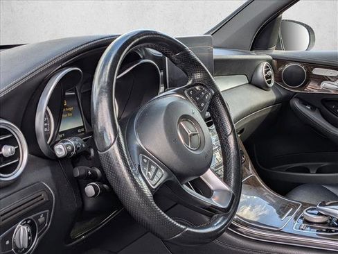 Used 2016 Mercedes-Benz GLC 300 4MATIC image 6