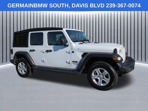 Used 2021 Jeep Wrangler Unlimited Sport AWD/4WD image 3